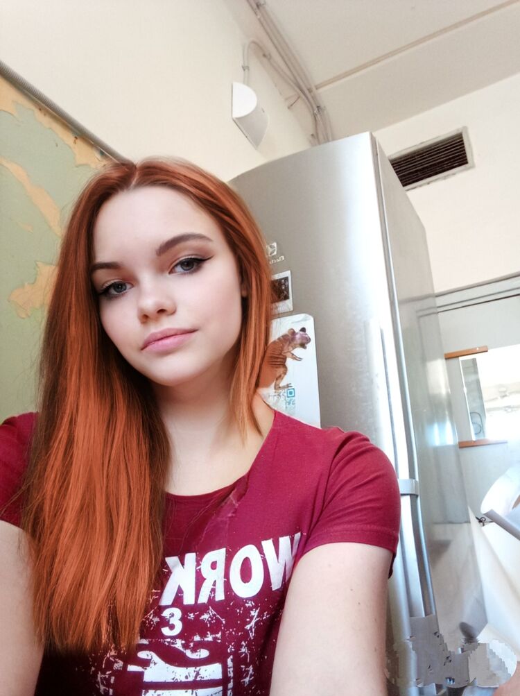  54127331  Victoria, 20 ,    
