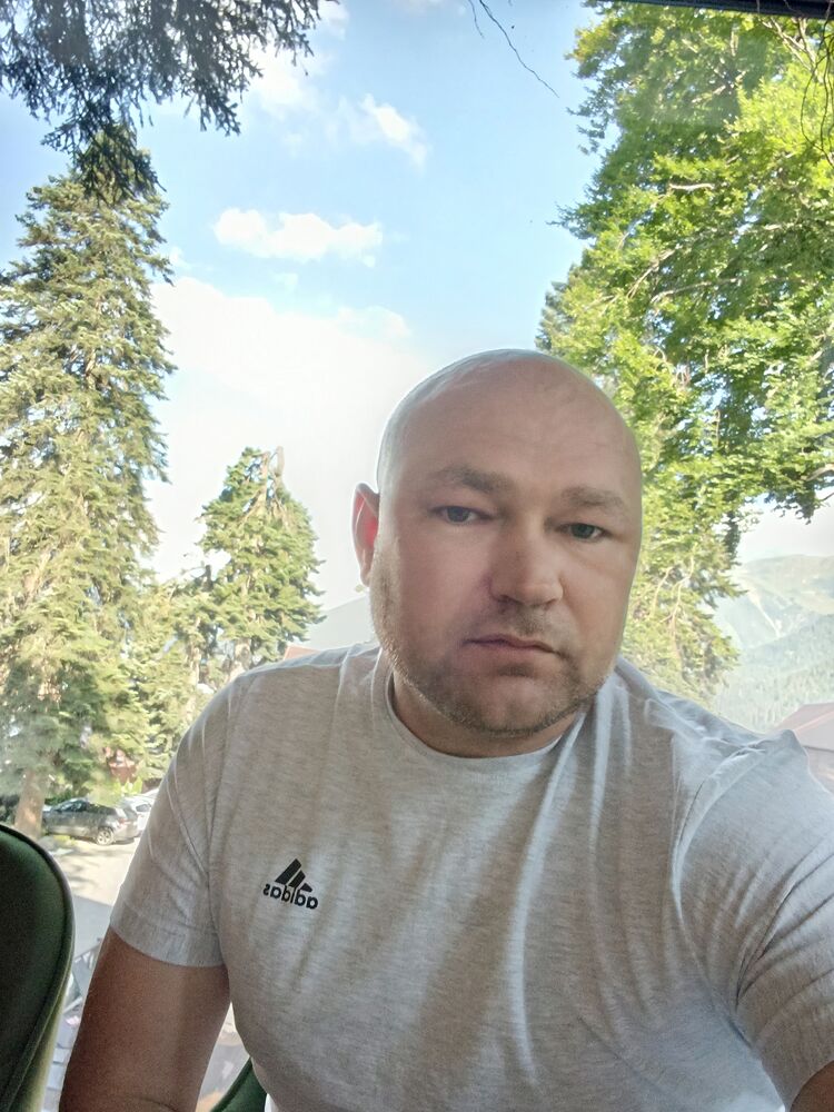  53982461  , 39 ,    --