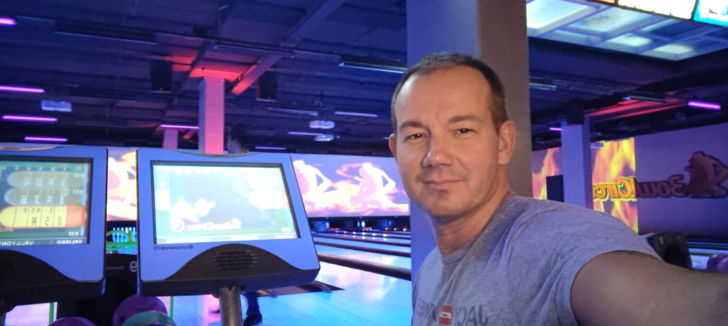  -,   Anton, 51 ,   ,   