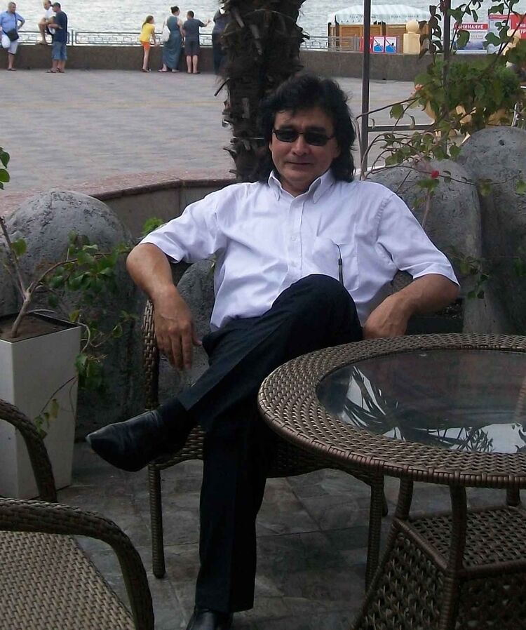  ,   Reat Akhmet, 62 ,     , c 