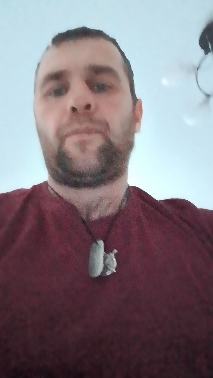  40462051  , 37 ,    -