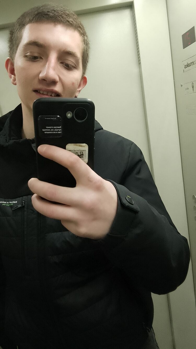  41928061  , 24 ,    