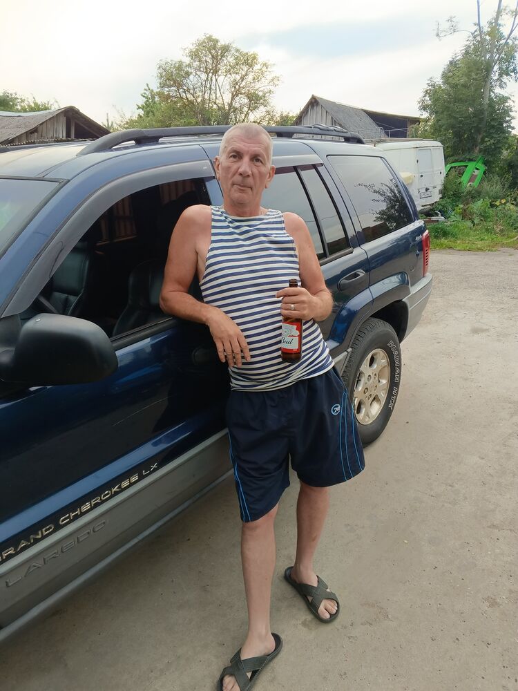 47204621  Vitaly, 54 ,    