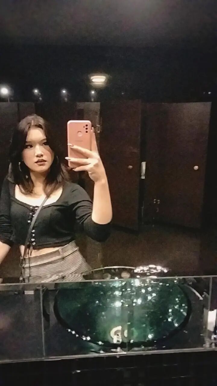  25037281  , 22 ,    