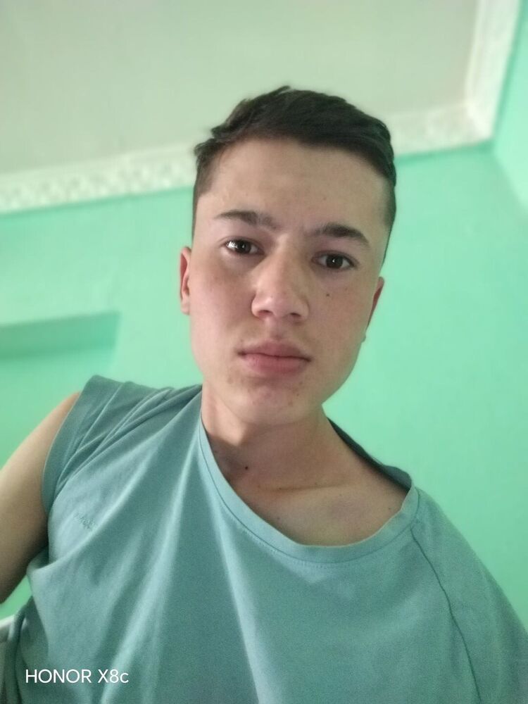  53341521  Feruzbek, 20 ,    