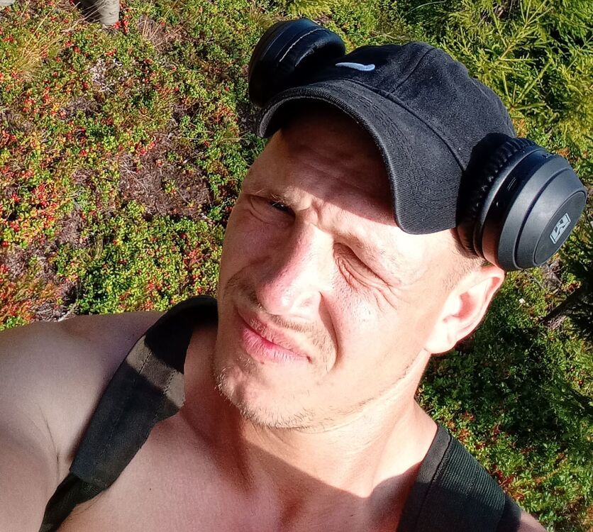  ,   Oleg, 35 ,   ,   