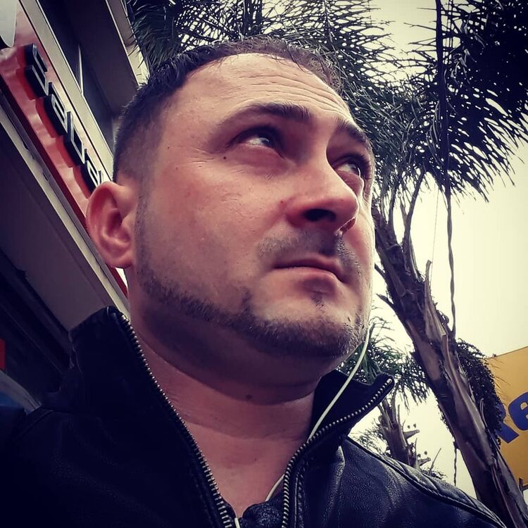  -,   Alex, 39 ,   ,   , c 