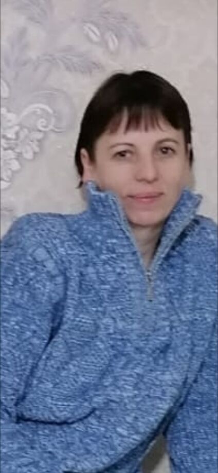  33783341  Valentina, 47 ,    