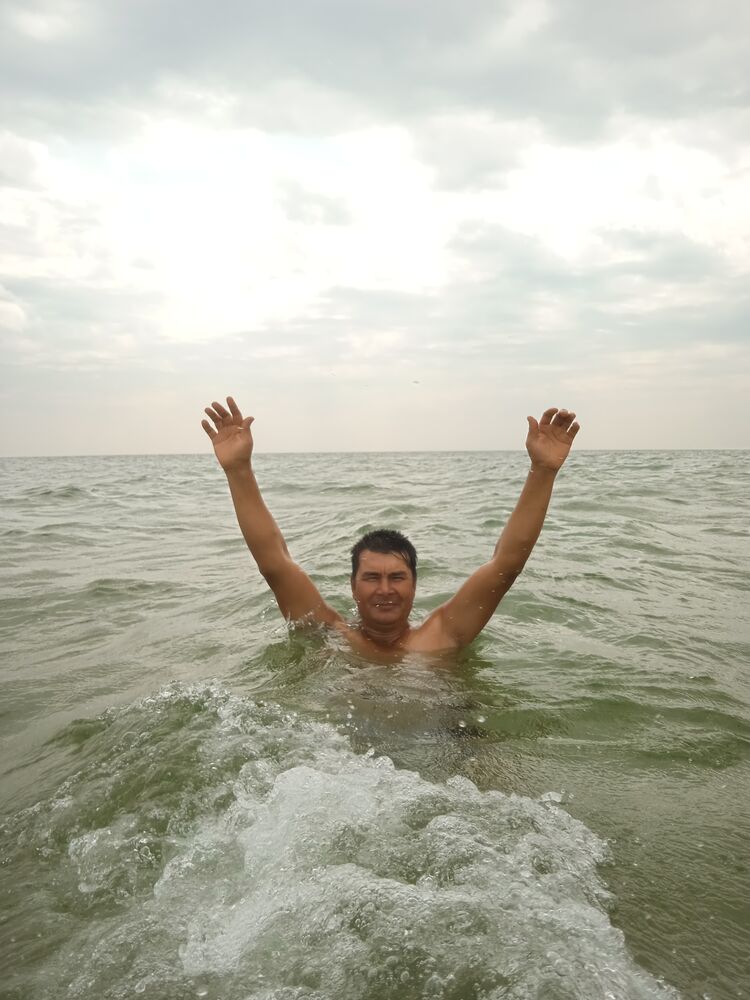  ,   Zavqiddin, 43 ,   ,   