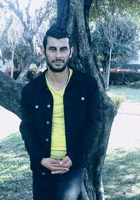  22115341  Emrah, 38 ,    