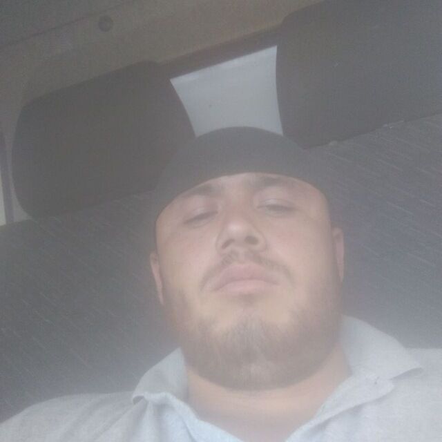  23892921  Rustam, 33 ,    