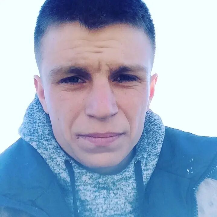  37541681  Vadim, 26 ,    