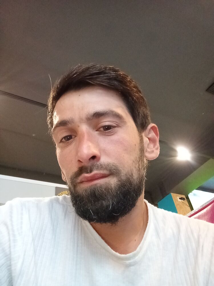  43761761  , 34 ,    