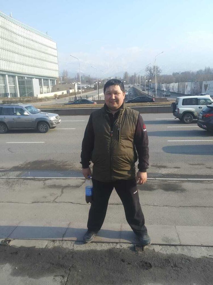  ,   Alimzhan, 35 ,   ,   