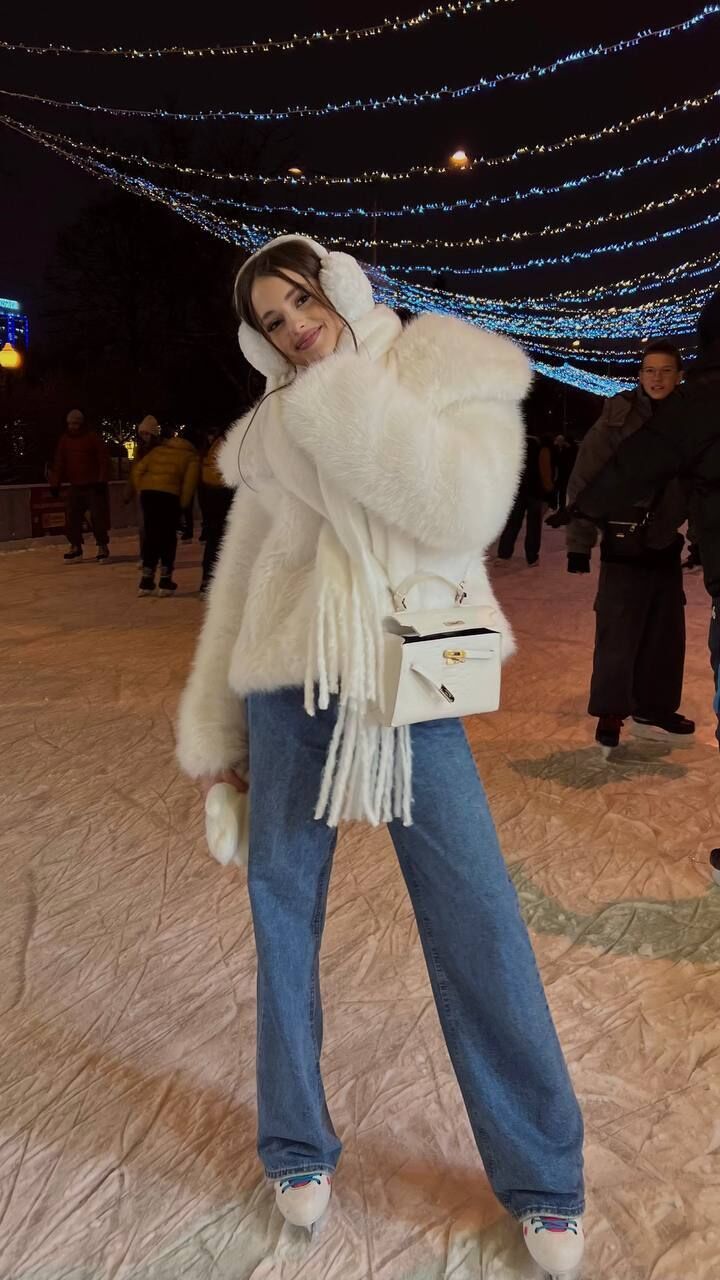  -,   , 24 ,   ,   