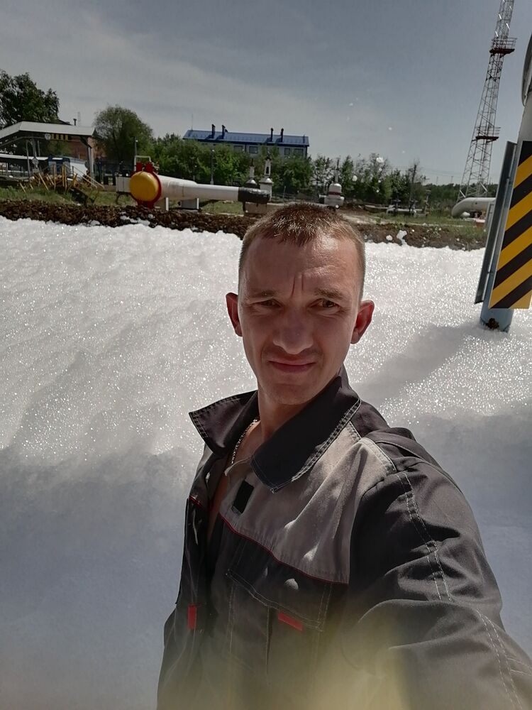  ,   Robert, 31 ,   ,   