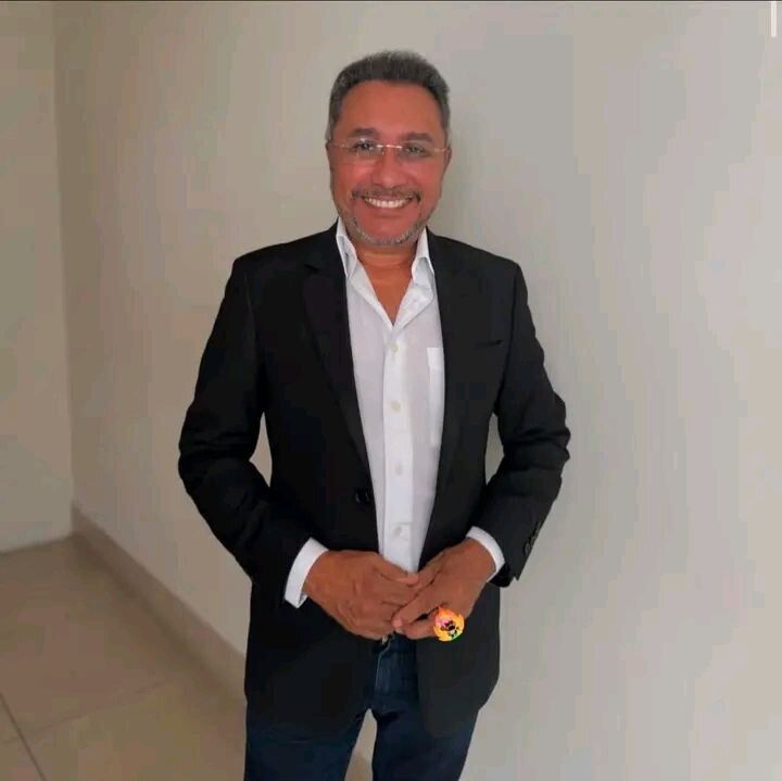  50922621  James, 55 ,    