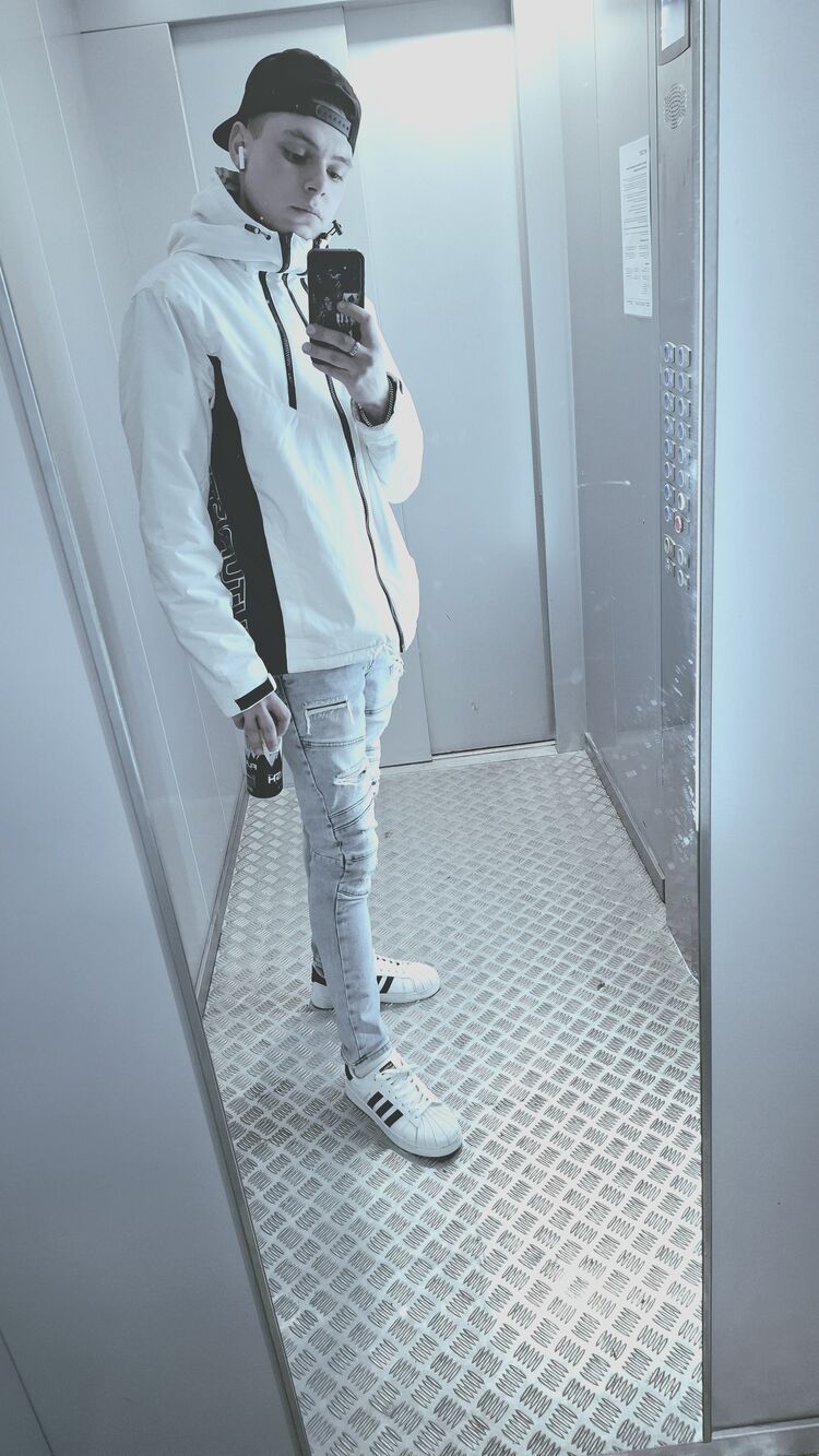  ,   , 24 ,   c 