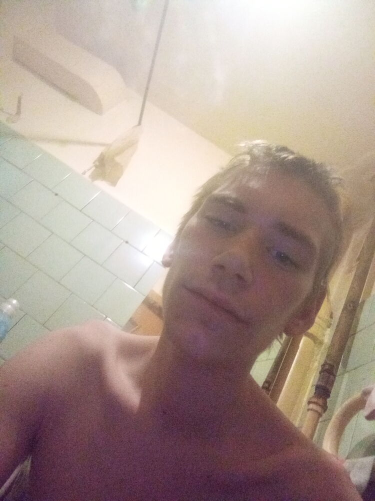  33804571  , 24 ,    
