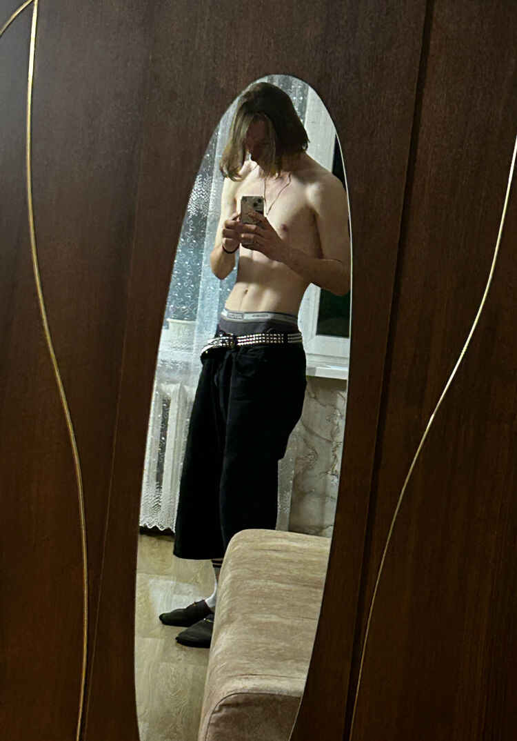  48711871  , 21 ,    