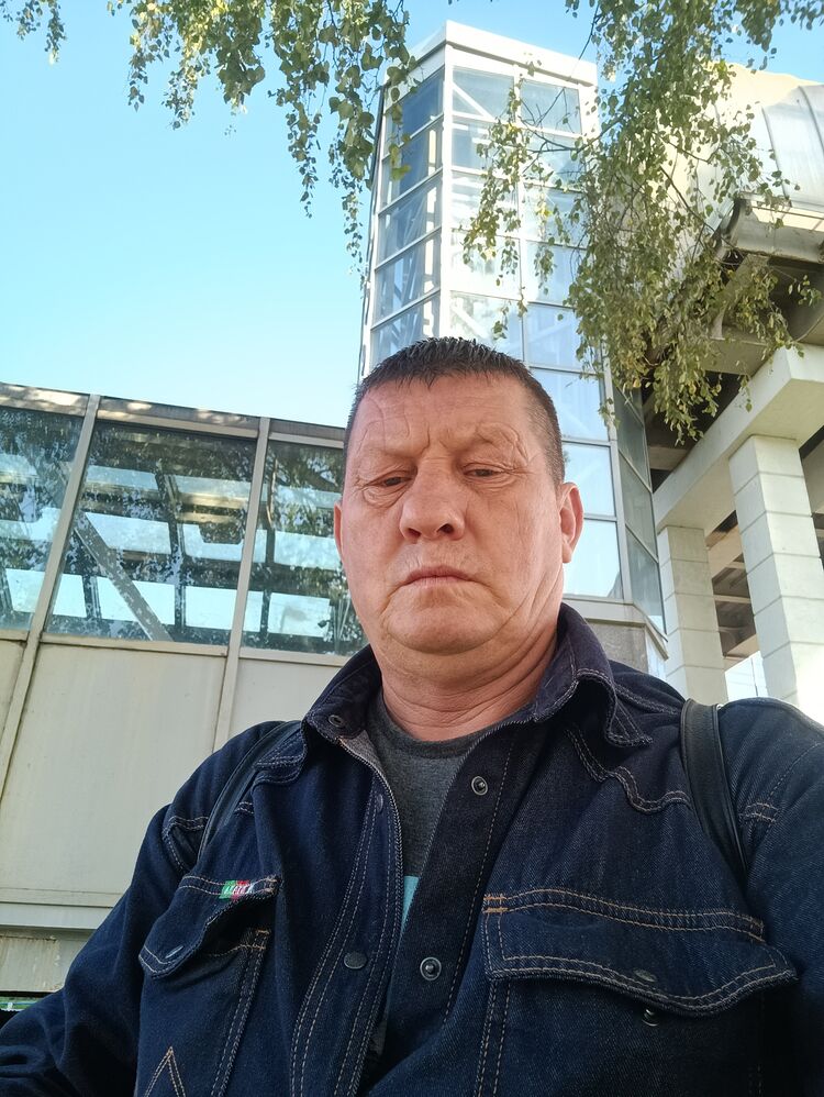  54510081  , 52 ,    -