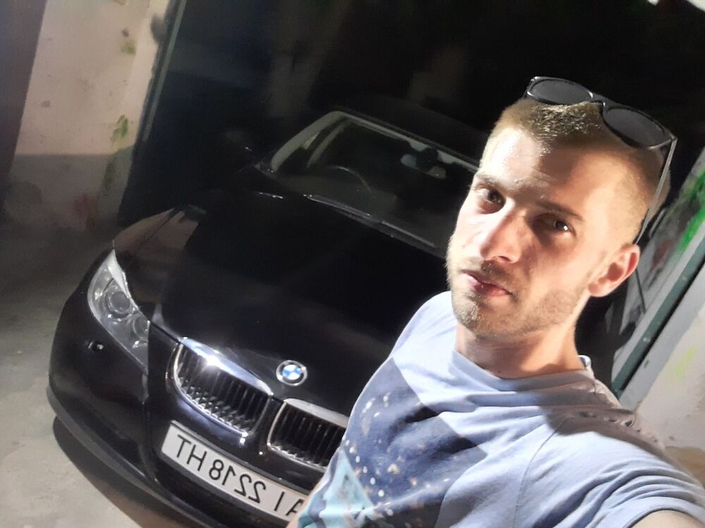  16518481  , 35 ,    