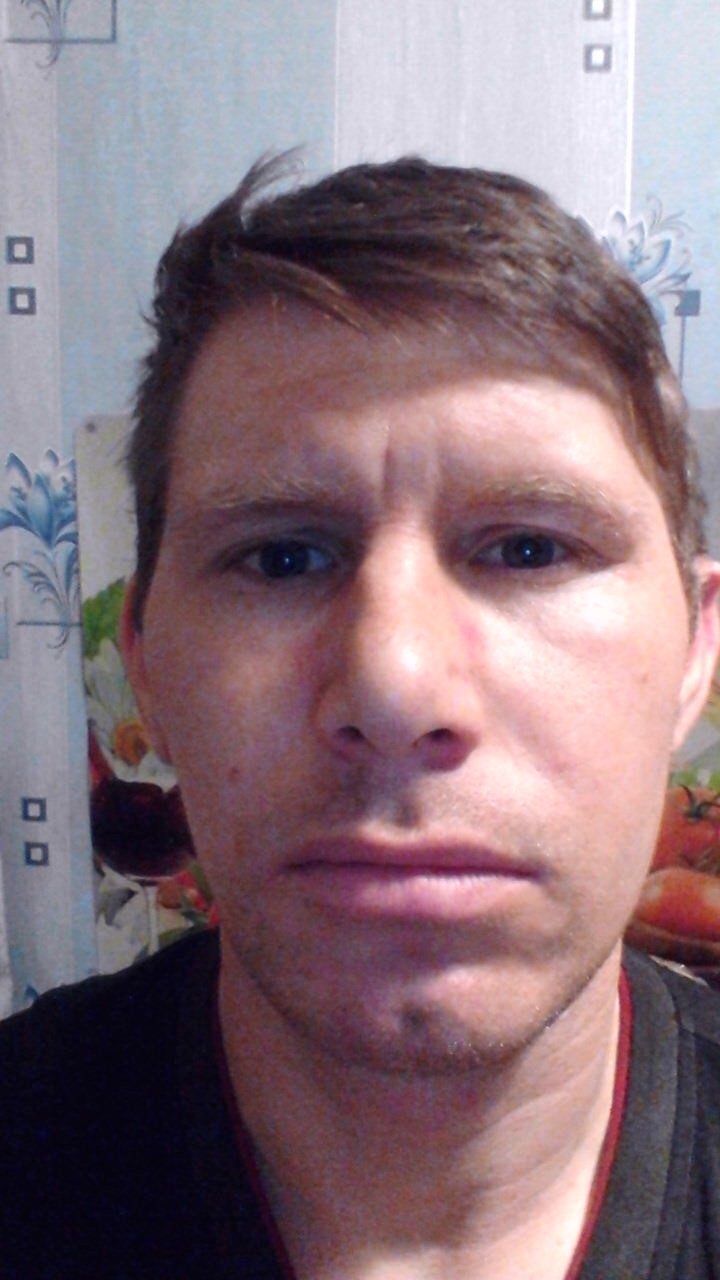  49576011  , 42 ,    