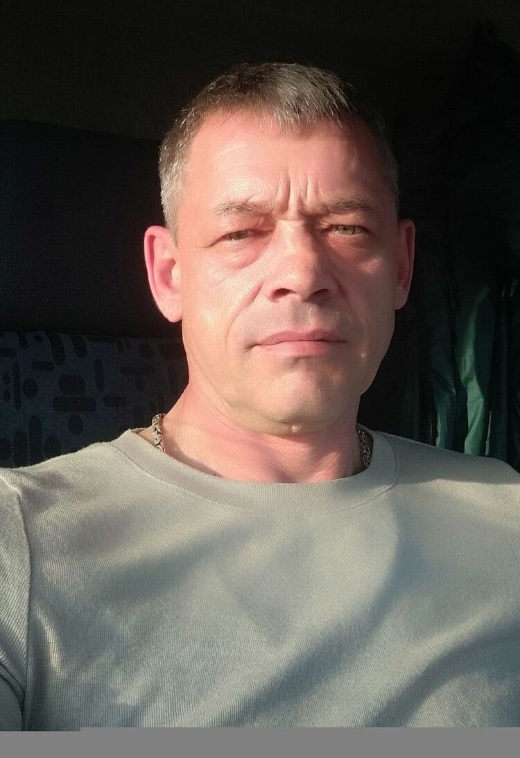  52601681  , 51 ,    