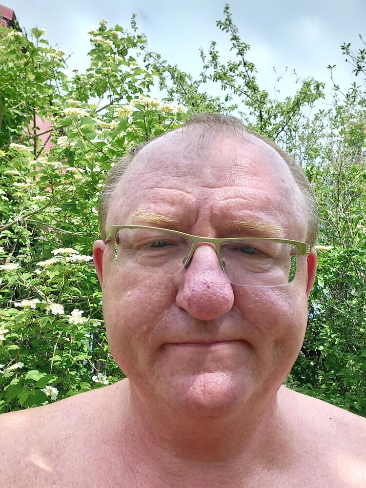  48391541  Alex, 45 ,    