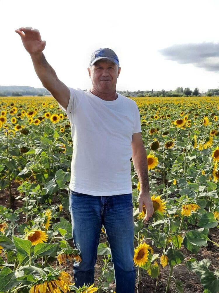  26747751  Rahim, 59 ,    