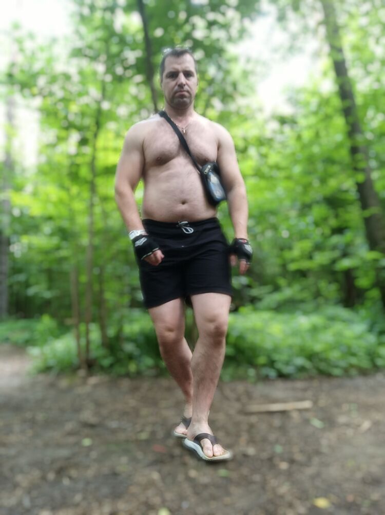  ,   Dima, 44 ,   ,   , c , 