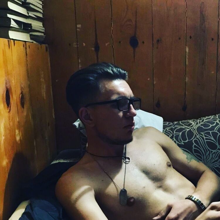  ,   Pavel, 27 ,     , c 