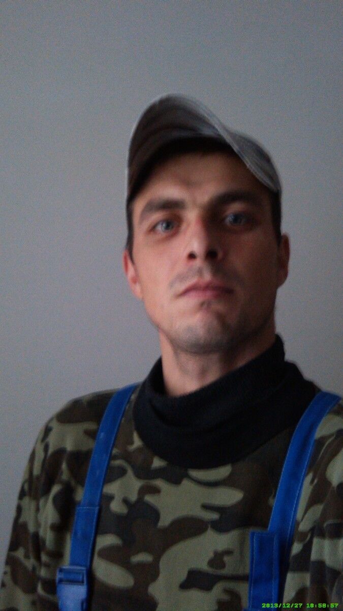  4298641  Maks, 41 ,    