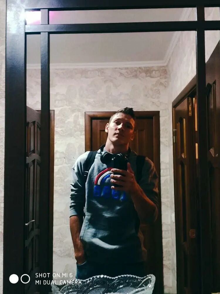  28081171  , 27 ,    