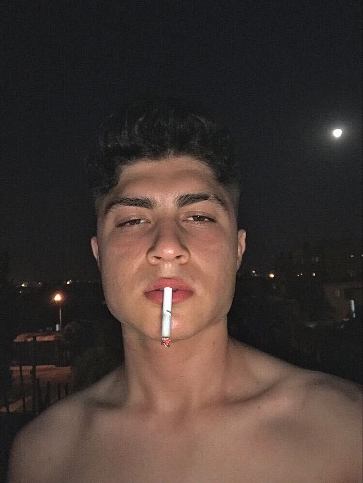  33022691  Jjjjj, 25 ,    