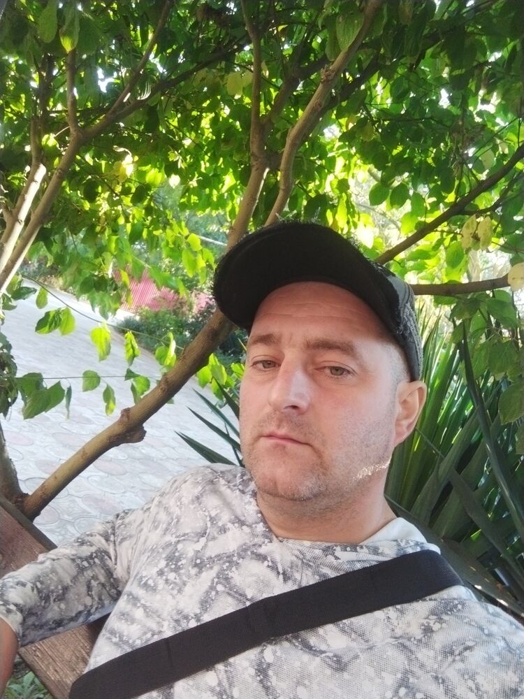 49948251  WHO AM I, 38 ,    