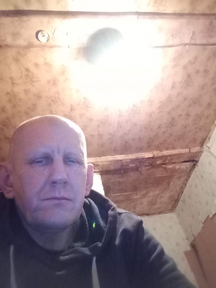  53697701  Dima, 51 ,    