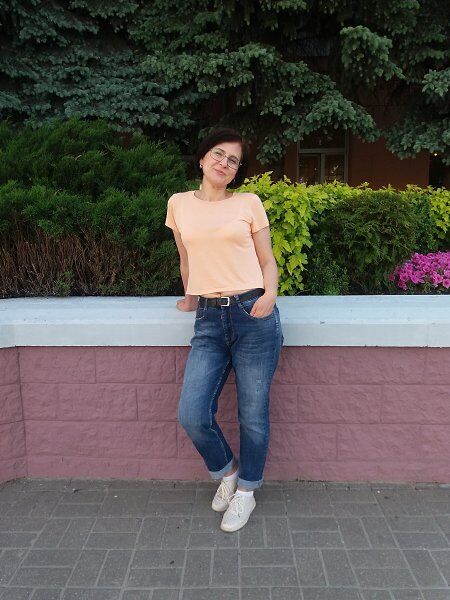  53113661  Elena, 45 ,    