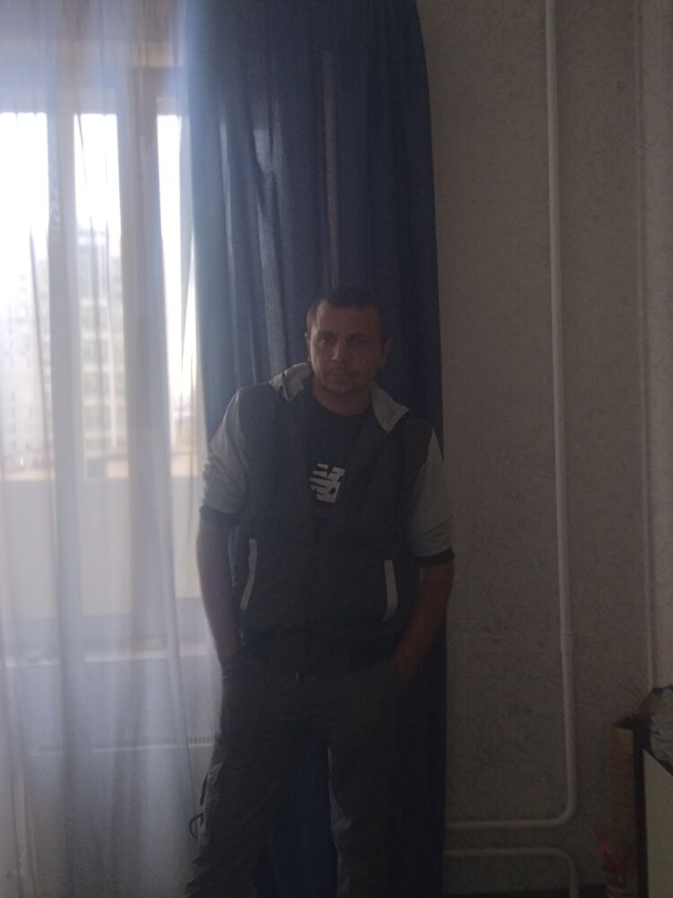  --,   , 32 ,     , c 