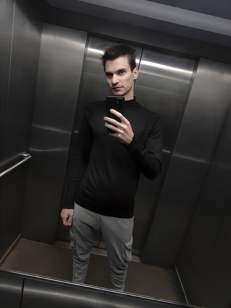  34426121  Kirill, 32 ,    