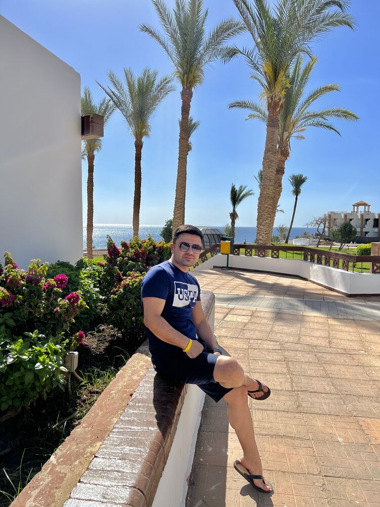  45877591  Elnur, 30 ,    