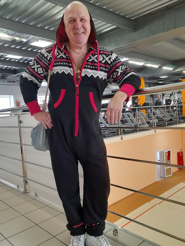  ,   Vyacheslav, 49 ,   ,   , c 