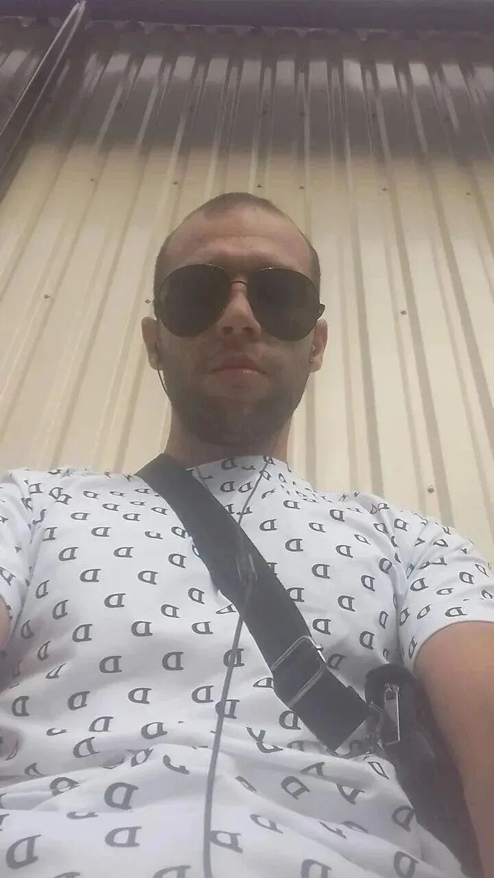  35631391  , 30 ,    