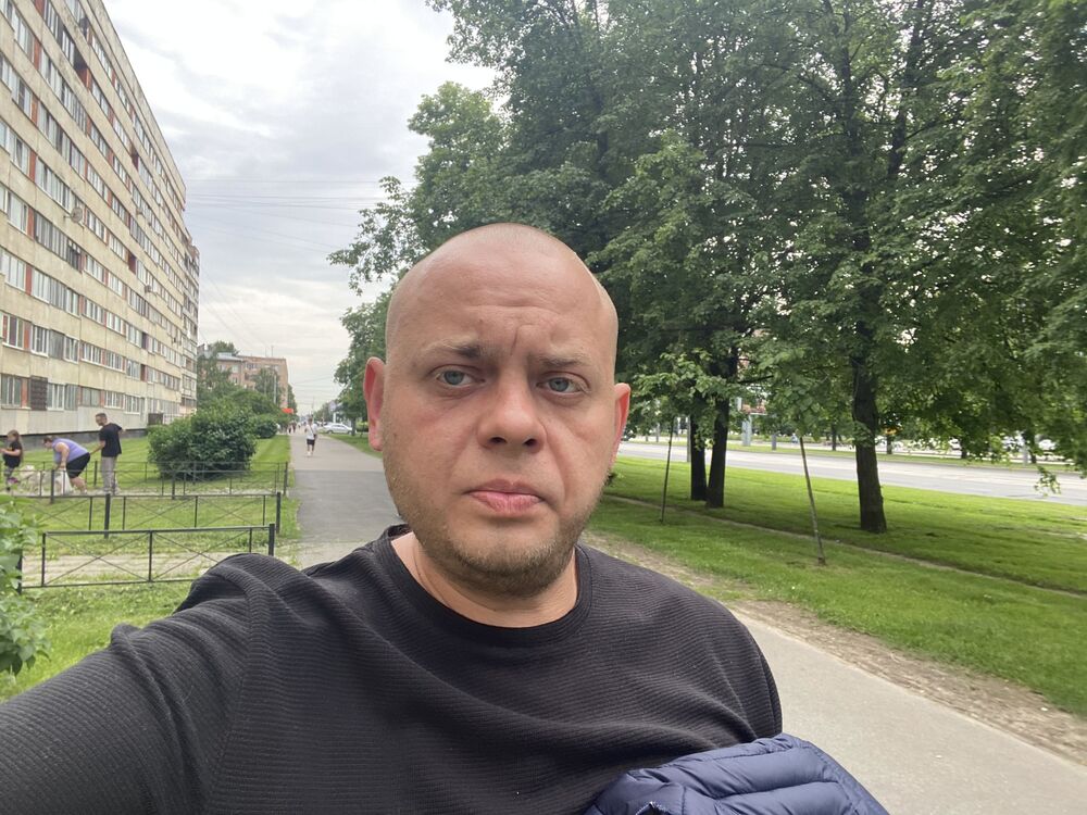  52125721  , 33 ,    -