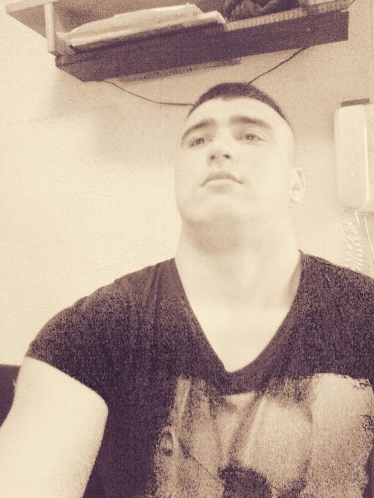  ,   AsLaN, 34 ,   ,   , c 