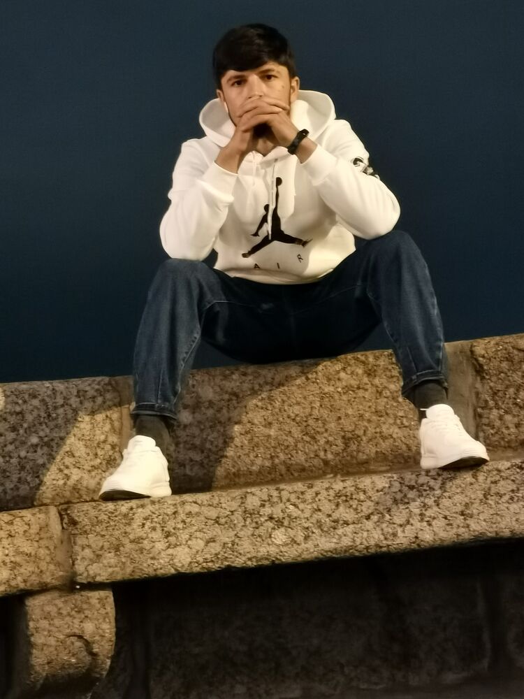 -,   Abu, 27 ,   c 