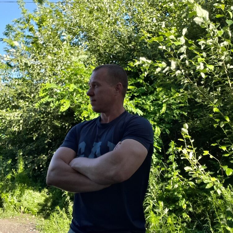 47695111  Vladimir, 37 ,    
