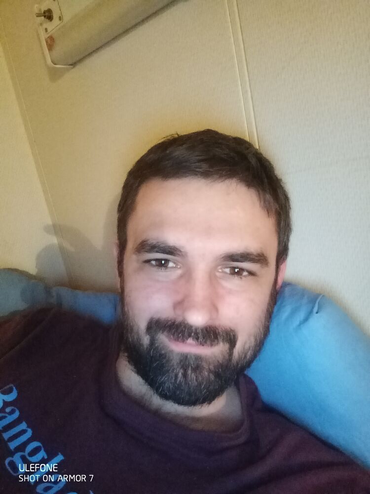  24351881  , 34 ,    
