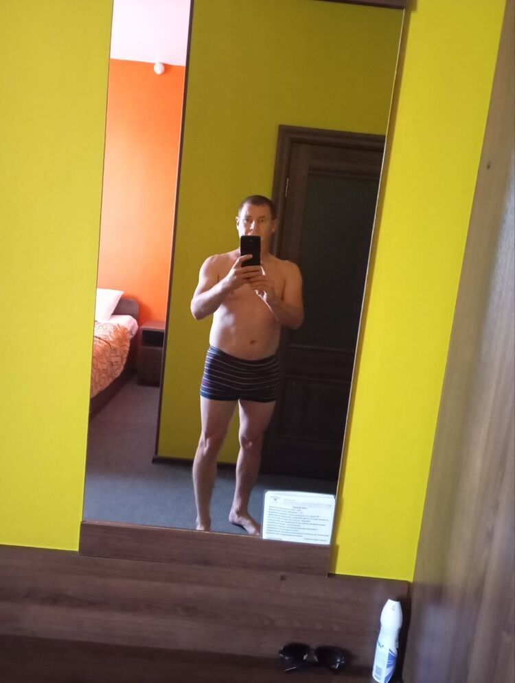  45694701  , 42 ,    