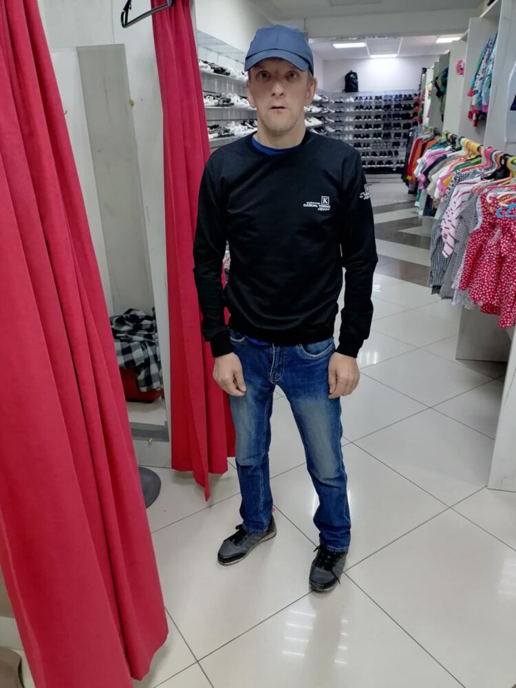  53947981   , 52 ,    